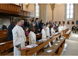 Dankgottesdienst der Kommunionkinder (Foto: Karl-Franz Thiede)